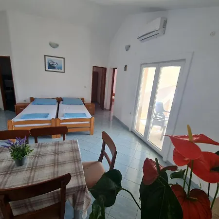 Robi Apartment