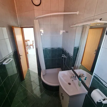 Apartamento Robi Vir